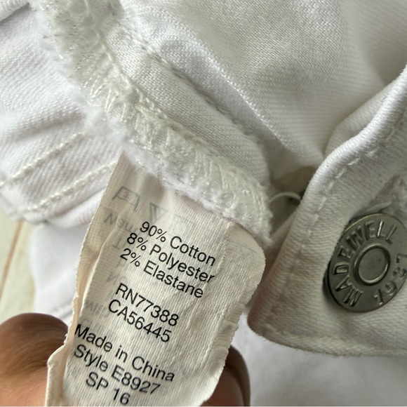 Madewell | White High-Rise Denimβ Shorts | Size 24 - Picture 9 of 9